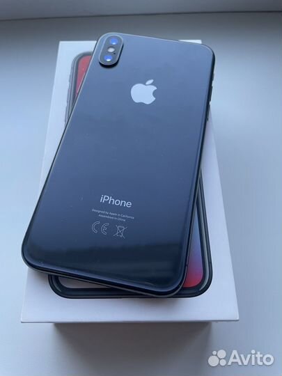 iPhone X, 64 ГБ