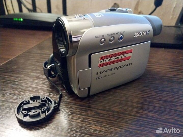 Видеокамера Sony DCR-HC26E