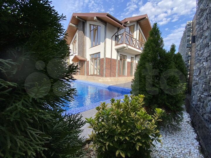 Дом 100 м² на участке 6 сот.