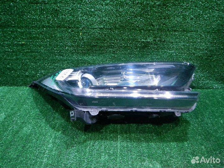 Фара правая Honda CR-V