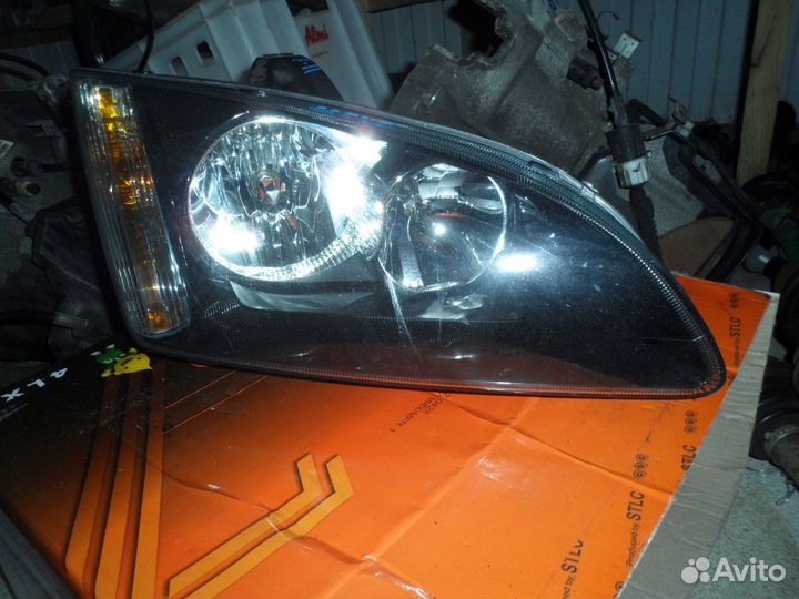 Фара правая Ford Focus (II) II (2004–2008)