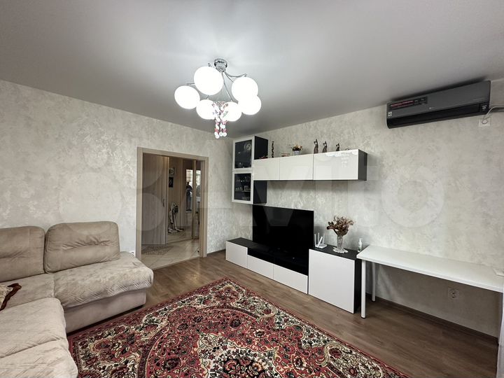 2-к. квартира, 58 м², 2/5 эт.