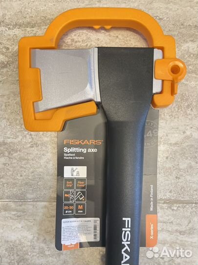 Топор fiskars x17