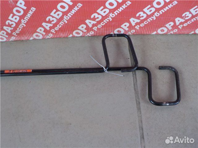 Торсионы крышки багажника Hyundai Solaris S4 G4FA