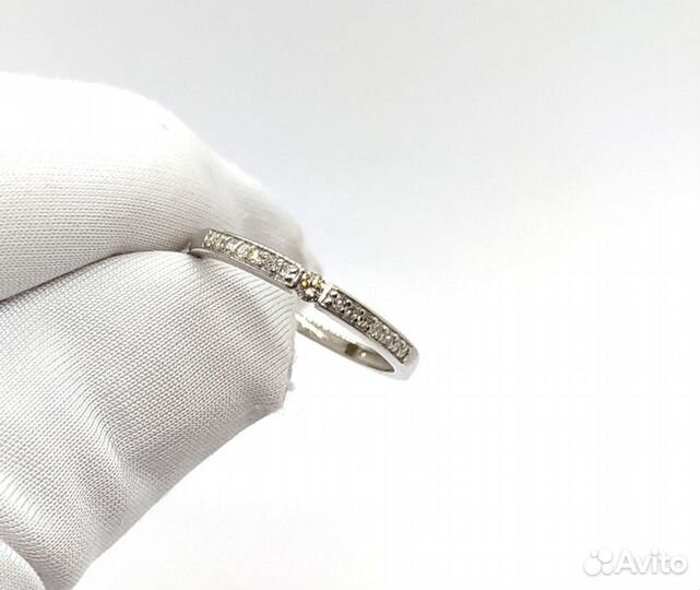 Золотое кольцо с камнем 16р