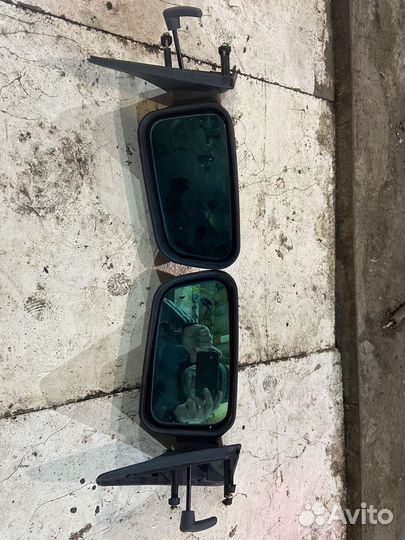 Зеркало на машину