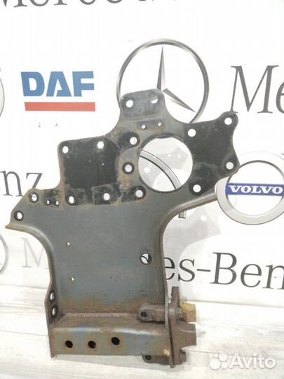 Кронштейн усилителя переднего бампера