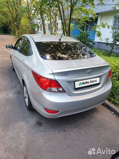 Hyundai Solaris 1.6 AT, 2012, 100 000 км