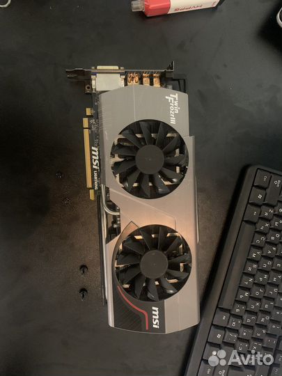 Видеокарта msi r6900 lightning