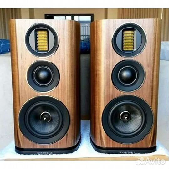 Колонки Полочная акустика Wharfedale EVO 4.2 walnu