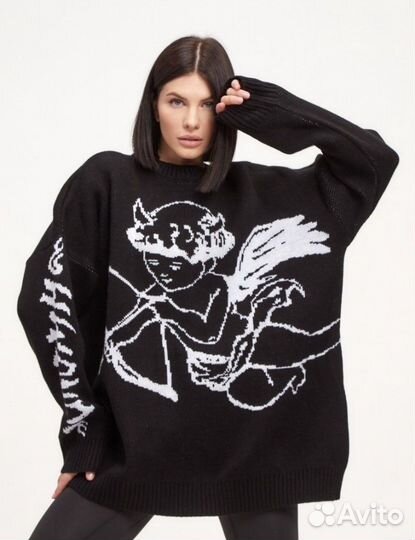 Вязаный свитер