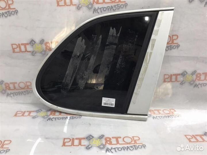 Стекло багажника правое Porsche Cayenne 9PA (957)