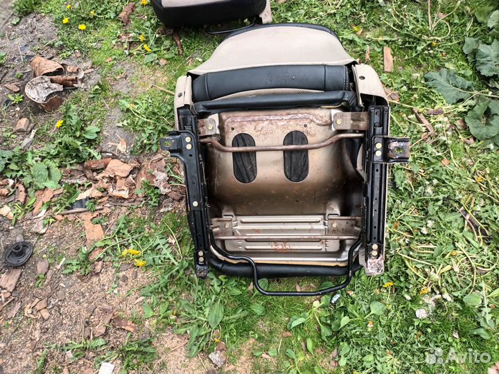 Передние сиденья mitsubishi galant 8 америка