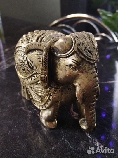 Статуэтка Слон