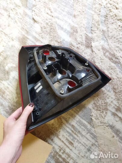 Автомобильная фара