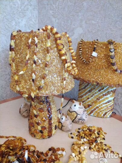 Сувениры из янтаря, картины, иконы