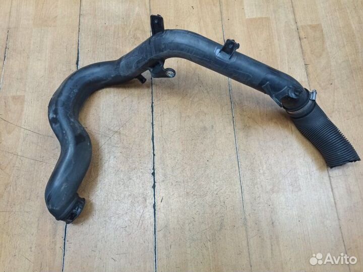 Патрубок интеркулера Opel Astra H Z17DTH 2005