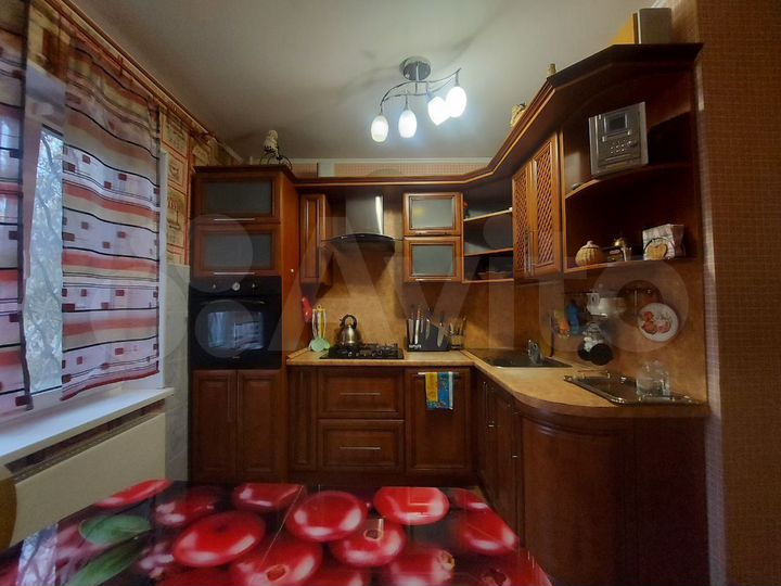 2-к. квартира, 60 м², 1/5 эт.
