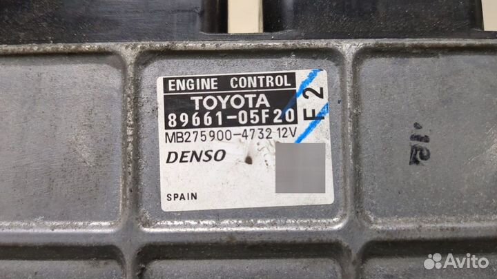 Блок управления двигателем Toyota Avensis 3, 2011