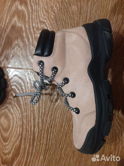 Ботинки для девочки