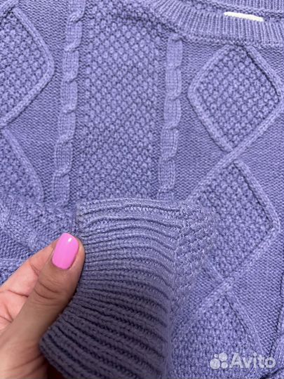 Свитер женский
