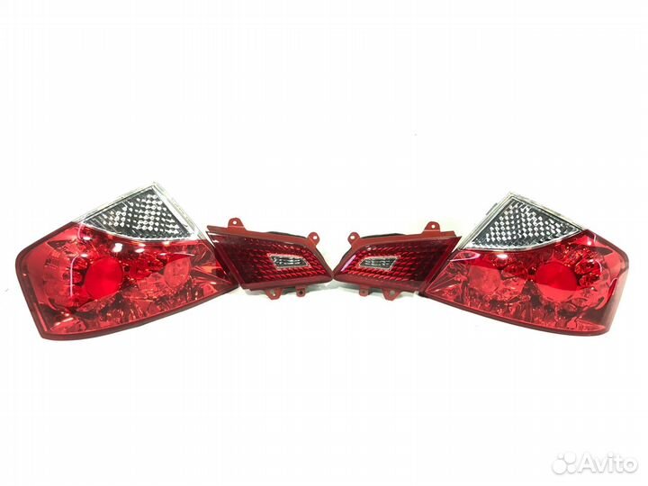 Комплект фонарей задний Infiniti Nissan M35 Fuga