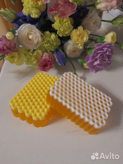 Мыло ручной работы медовое