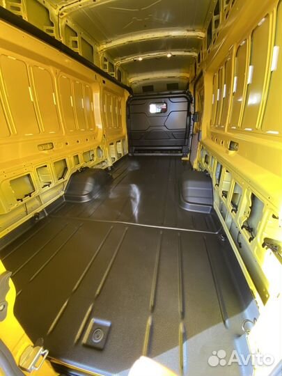 Ford Transit цельнометаллический, 2019