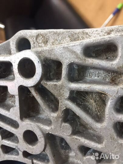 Ролик натяжителя Opel Omega B, saab 337054 EB