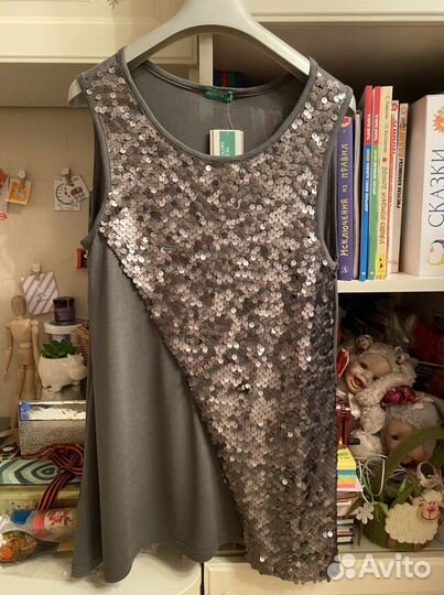 Кофточка б/рукавов праздничная новая «Benetton»152