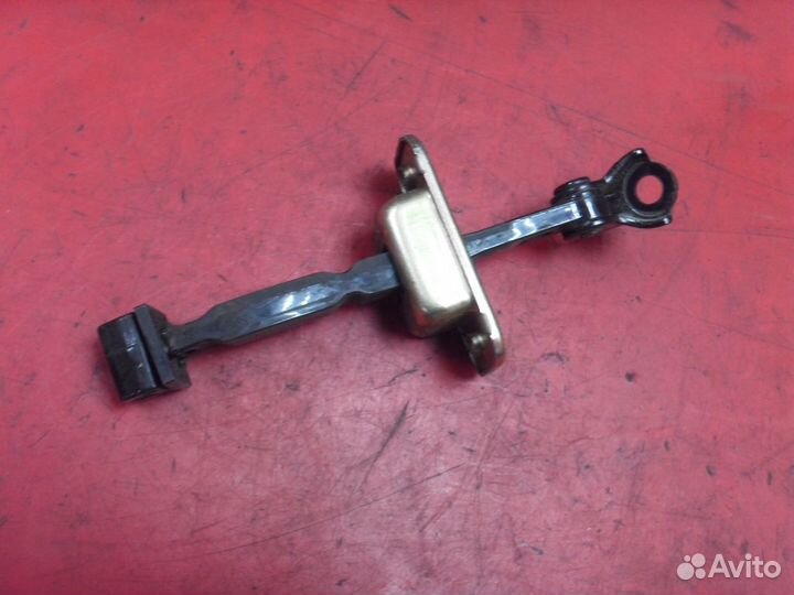 Ограничитель двери A6209110 Lifan X50 2015) Х50