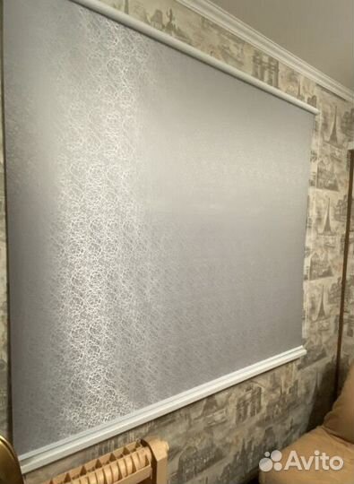 Рулонные шторы в коробе и с направляющими C7083