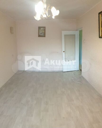 2-к. квартира, 46 м², 3/5 эт.
