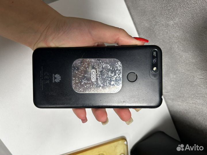 Телефон huawei Y6 Prime (2018)