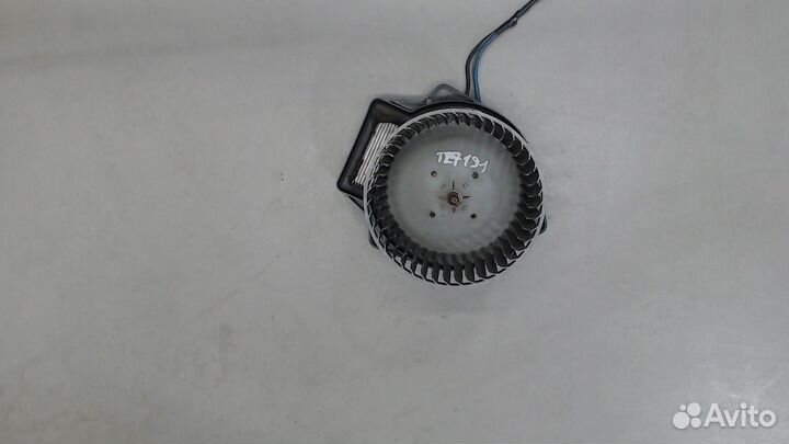 Двигатель отопителя Nissan Elgrand, 1997