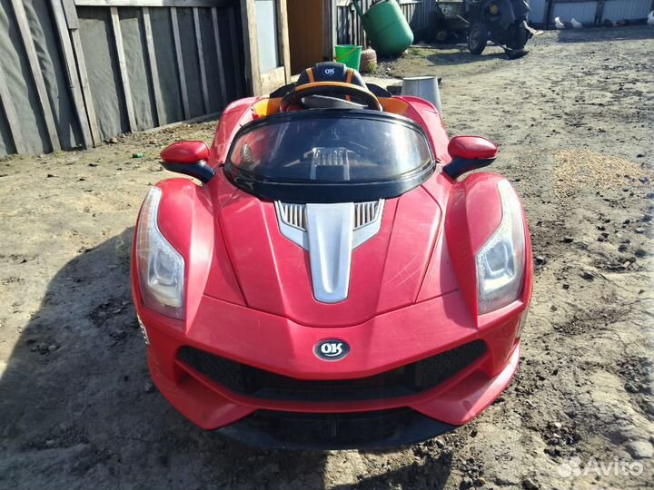 Детская машина электромобиль с пультом