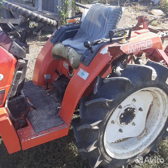 Мини-трактор Mitsubishi MT20, 2004