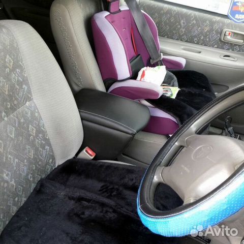 Подлокотник Toyota Corolla Spacio 1997-2001