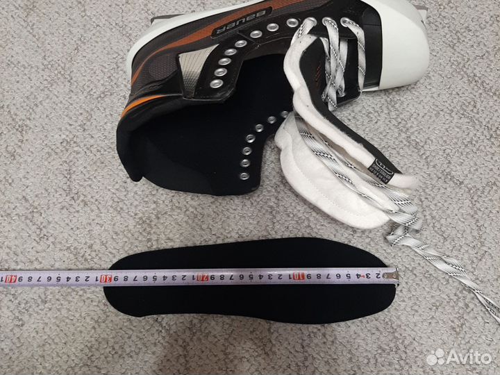 Коньки вратарские Bauer perfomance SR 11EE