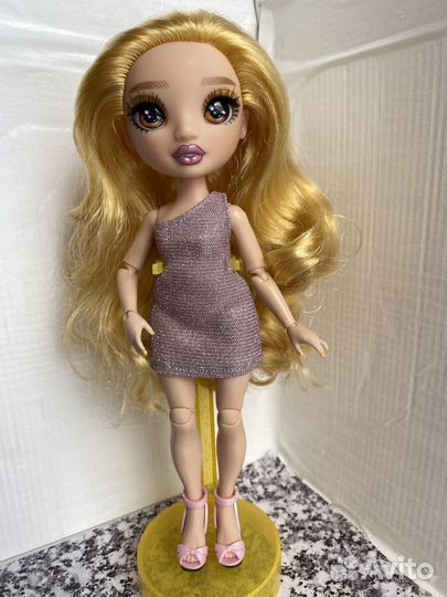 Одежда для кукол Rainbow high