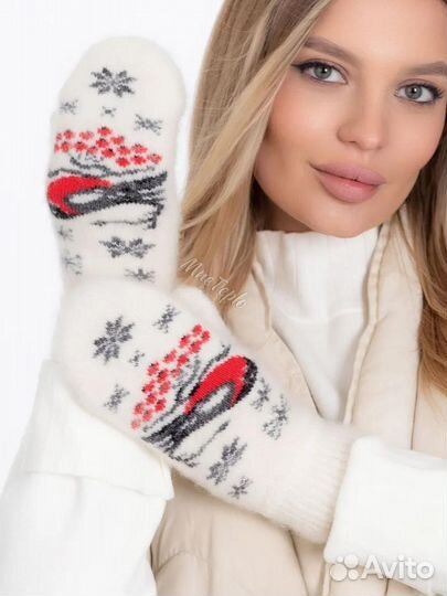 Комплект носки и варежки шерстяные вязаные