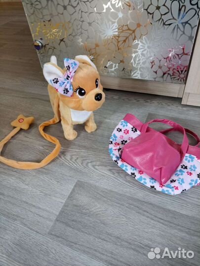 Собачка Чичилав с сумкой и поводком