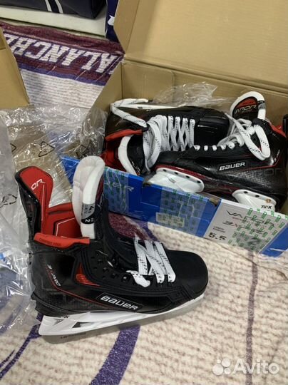 Коньки хоккейные новые Bauer 3X PRO Int 4.5 5.5