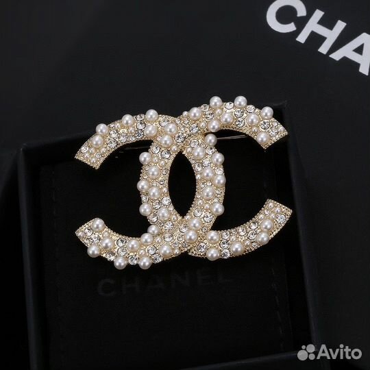 Брошь Chanel