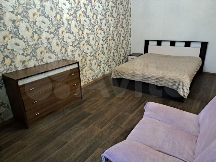 2-к. квартира, 43 м², 4/10 эт.