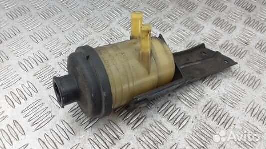 Бачок гу dacia logan 1 (6AR18NO01)