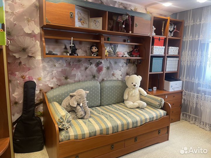 Мебель в детскую комнату