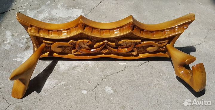 Подставка или вешалка резьба по дереву