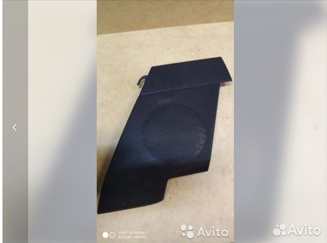 Решетка динамика двери передняя левая Land Rover