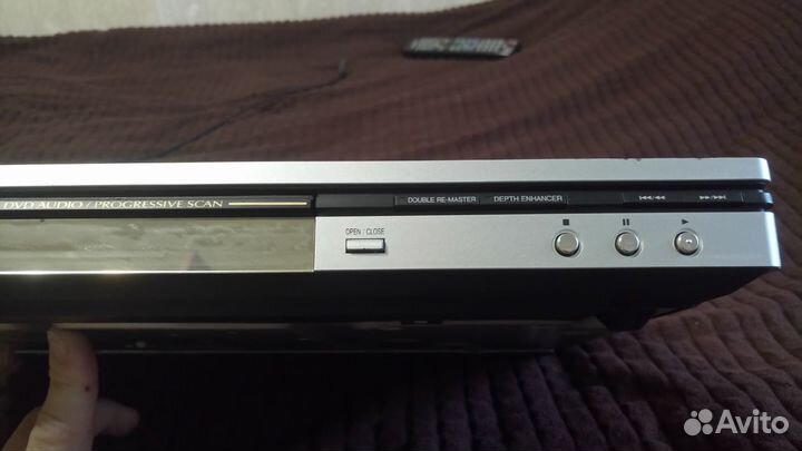 DVD-плеер Panasonic DVD-S75